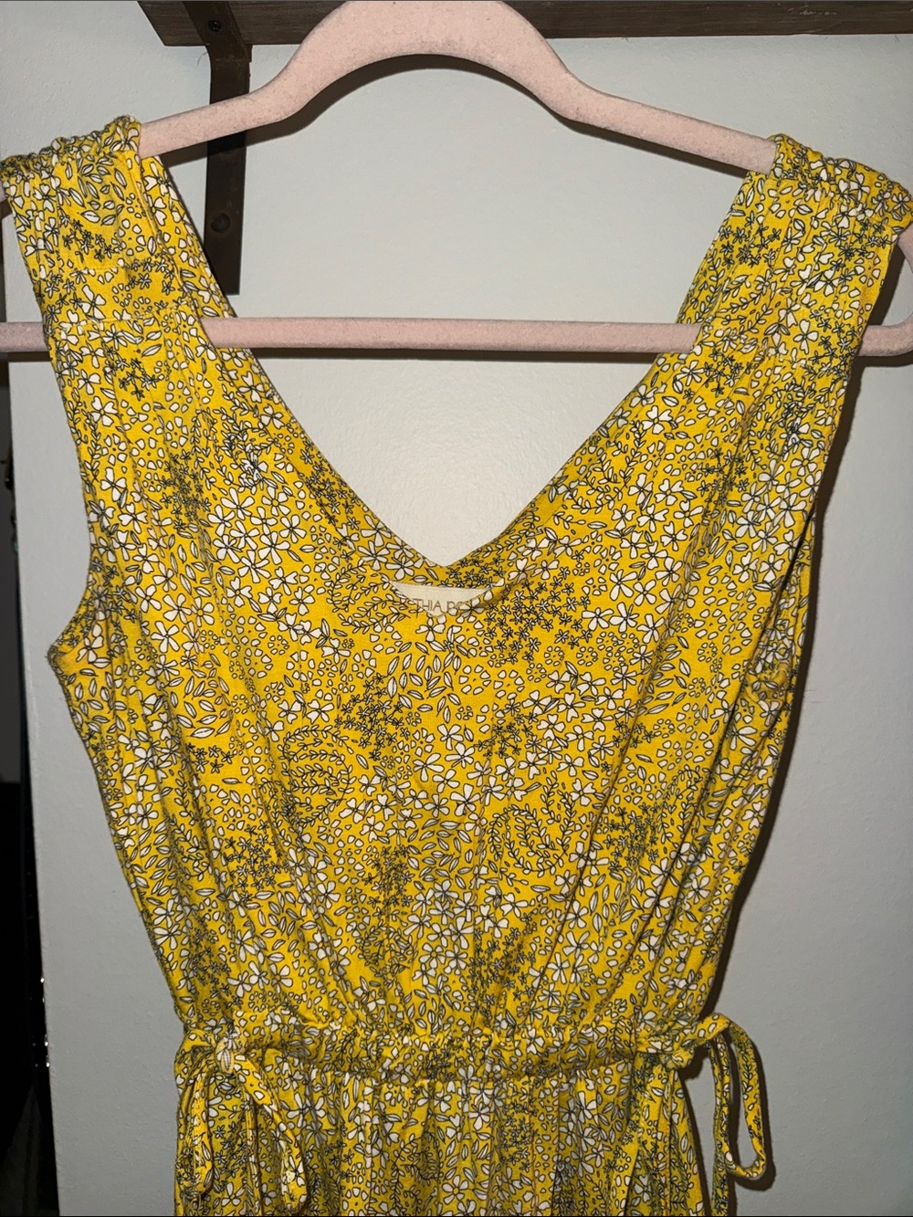 Cynthia Rowley Yellow Paisley Floral V-Neck Tie-Waist Midi Dress - Picture 3 of 5